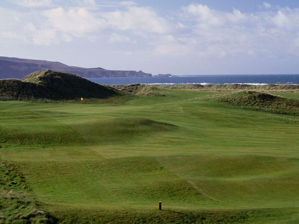 Play Machrie Golf Course, Scotland