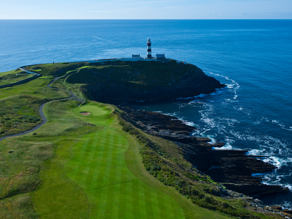 Old Head Golf Links 17th Hole overlooking the sea