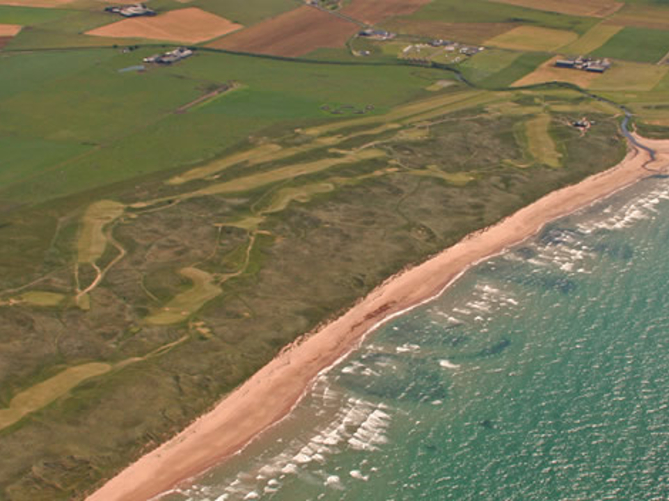 Play Machrihanish Championship Golf Course, Scotland